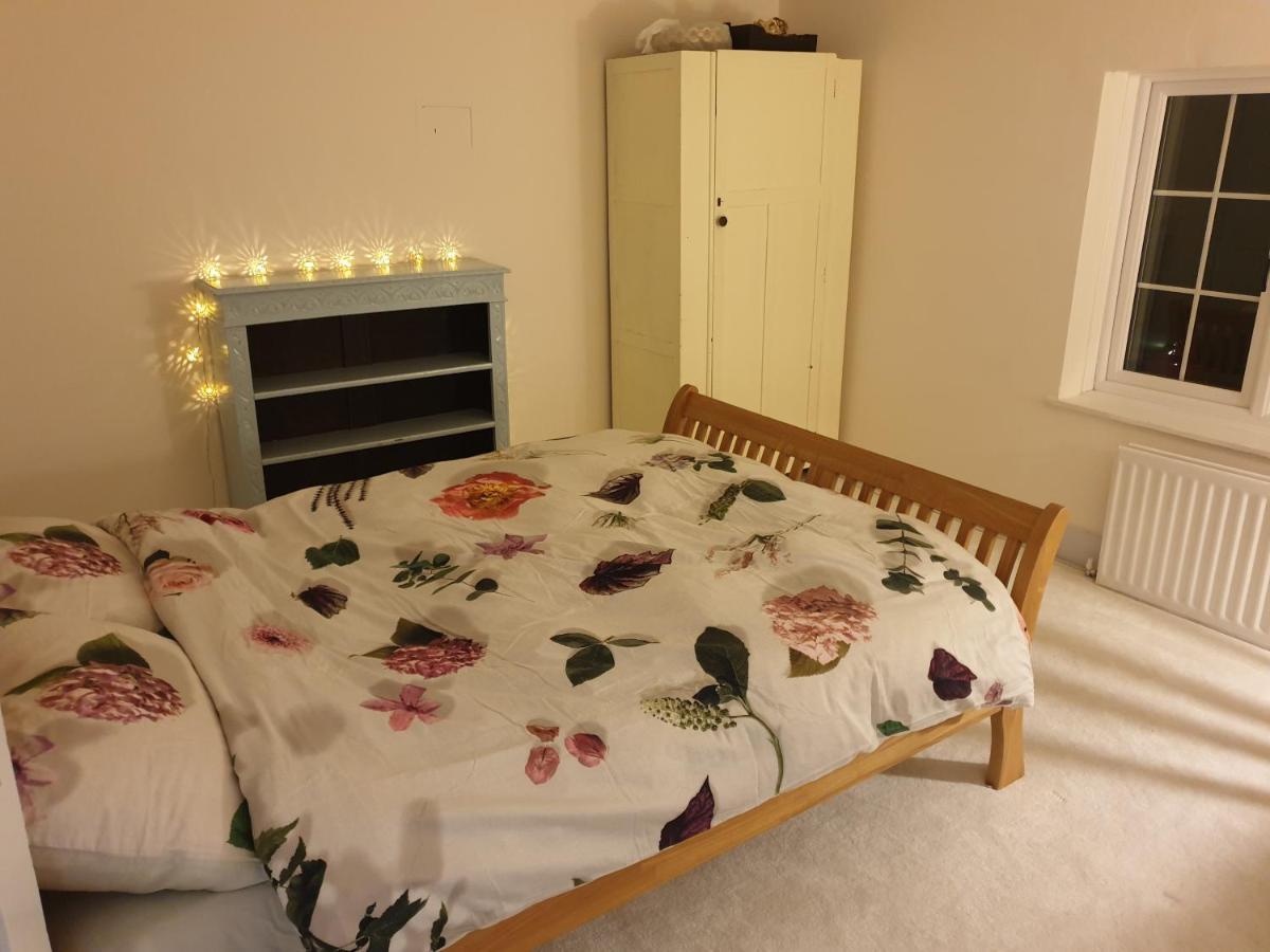 Lotus Pod House Homestay Horsell Esterno foto