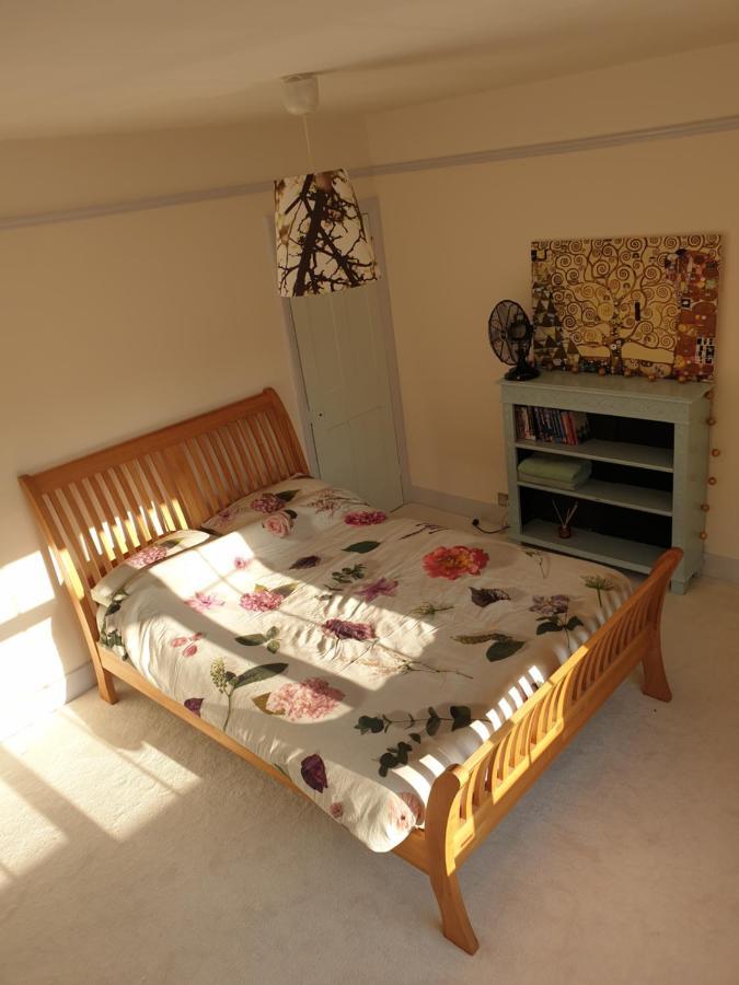 Lotus Pod House Homestay Horsell Esterno foto